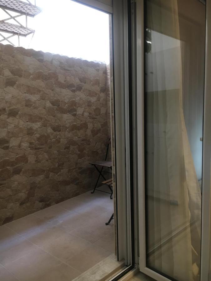 Home Sweet Home - 1 Bedroom Apartment أثينا المظهر الخارجي الصورة